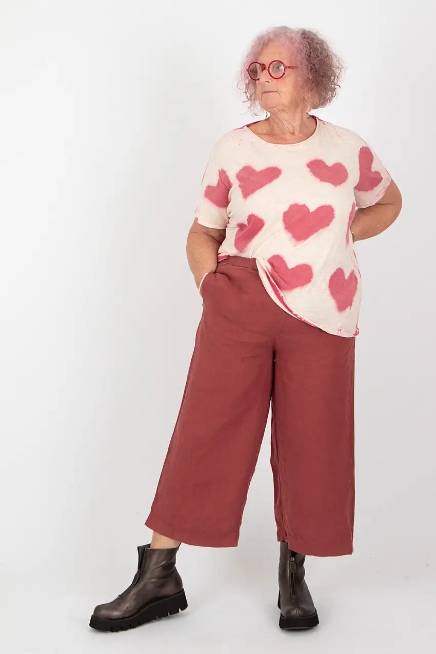 Magnolia Pearl Faded Heart T