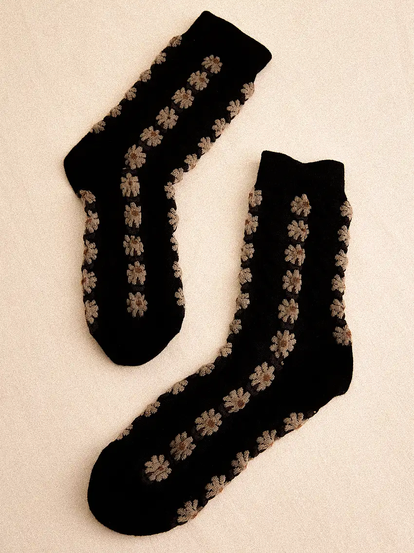 Floral Daisy Socks Black