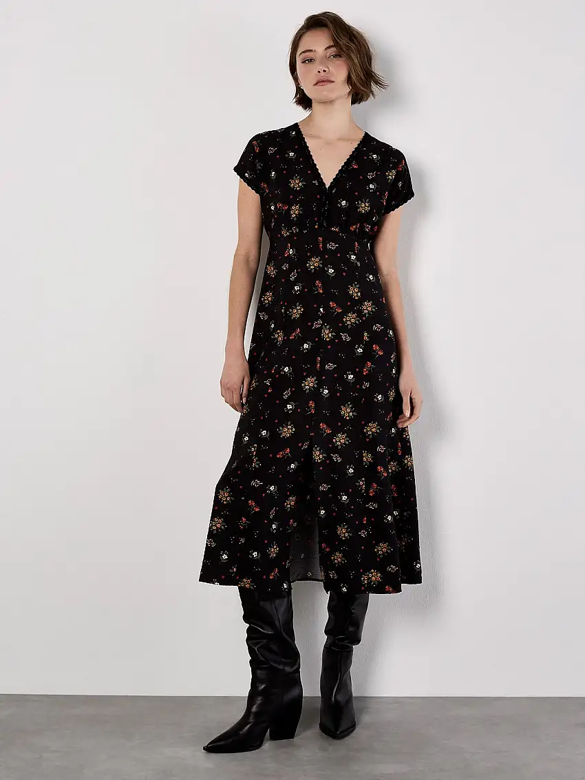 Floral Heart Midi Dress Black
