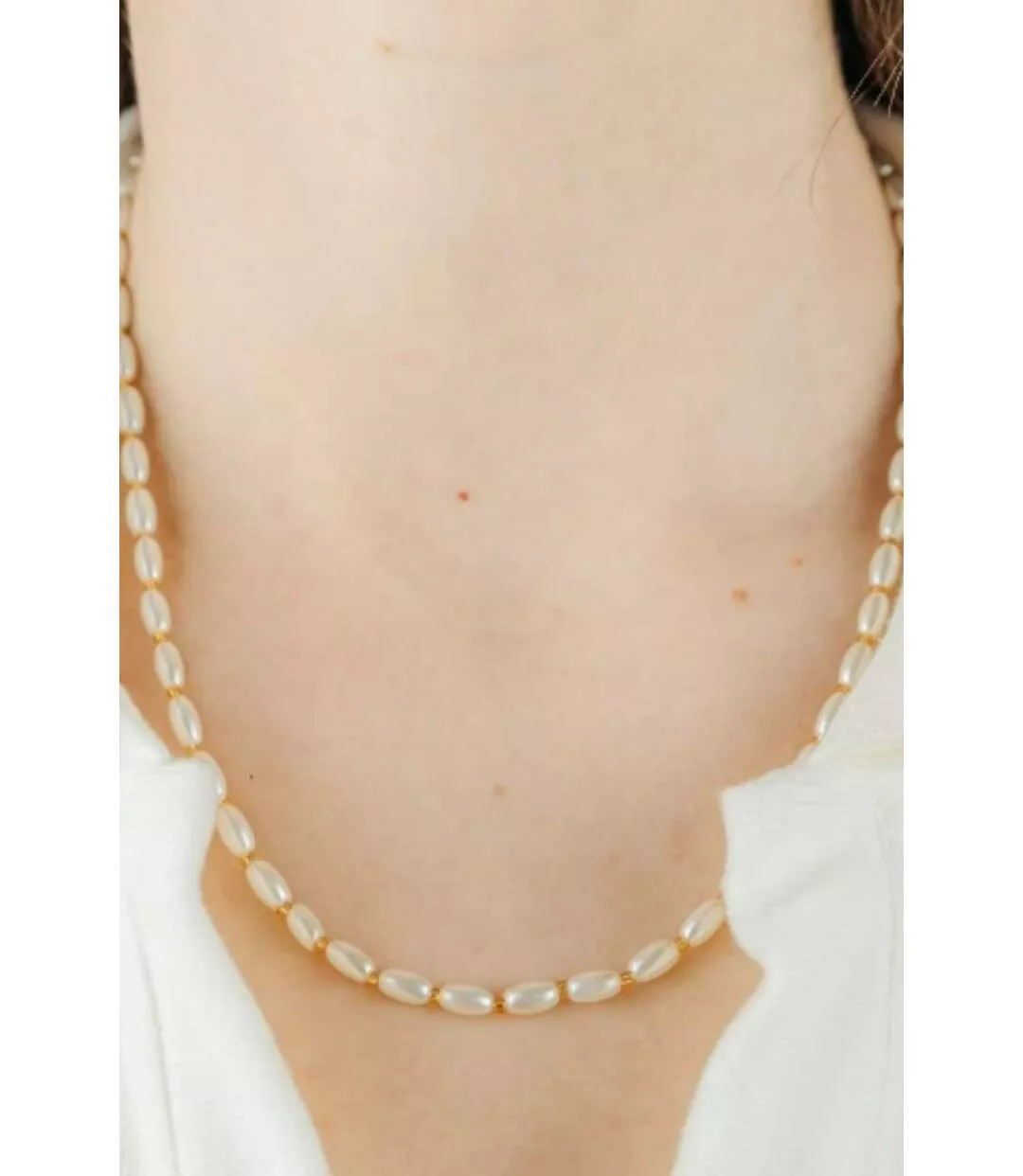 Small White Oval Freshwater Pearl Unisex 16 Inches Everyday Choker Necklace