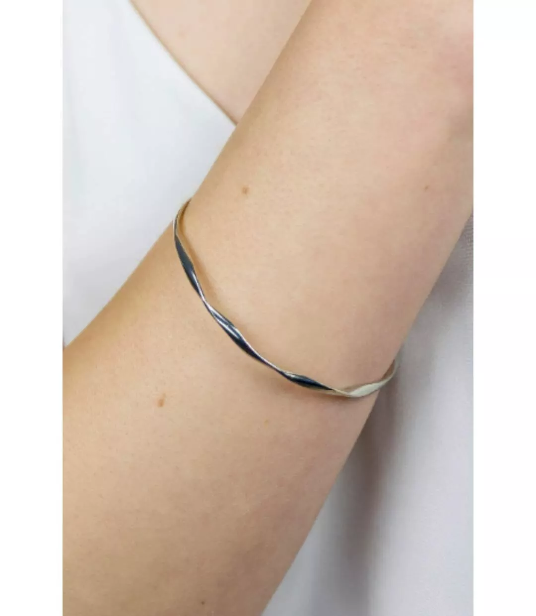 Adjustable Slim Twist Wave Slim Elegant Open Cuff Geometric Bangle Bracelet