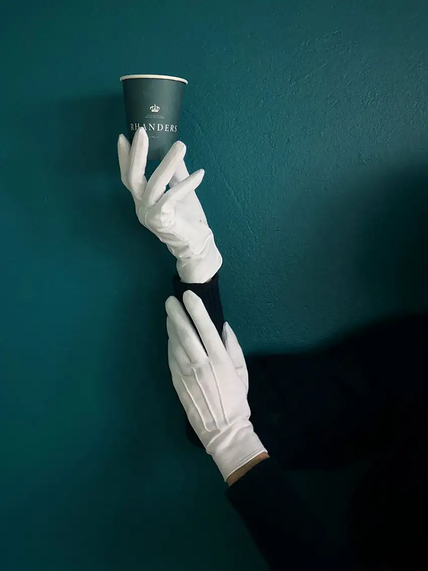 Women'S Protective Travel Gloves - White